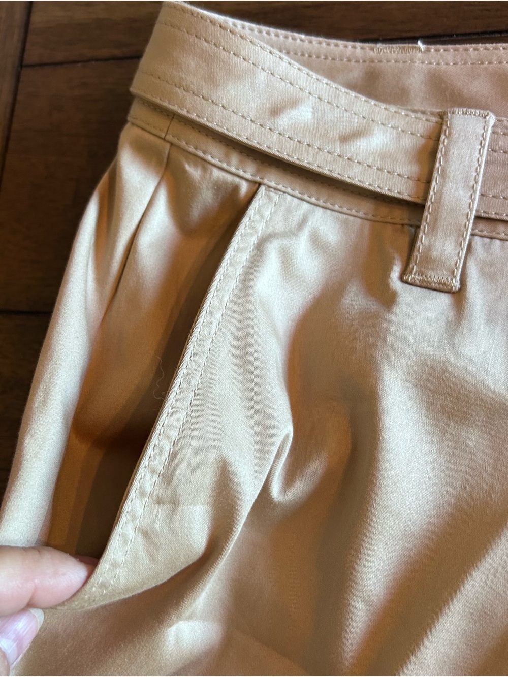 Trina Turk Luca Pleated Shorts Tan Size 6 Style 2205507CO1 MSRP 228.00 - Picture 6 of 10